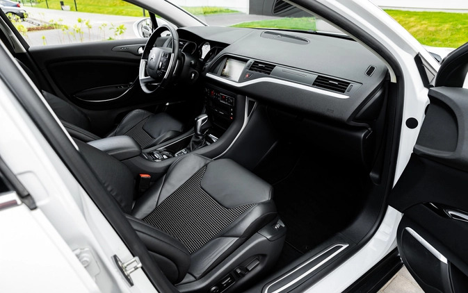 Citroen C5 cena 39900 przebieg: 229000, rok produkcji 2015 z Działdowo małe 781